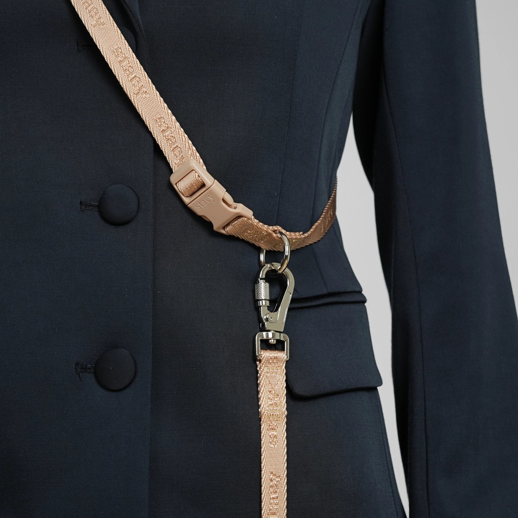 Hands-Free Dog Leash – Light Rose